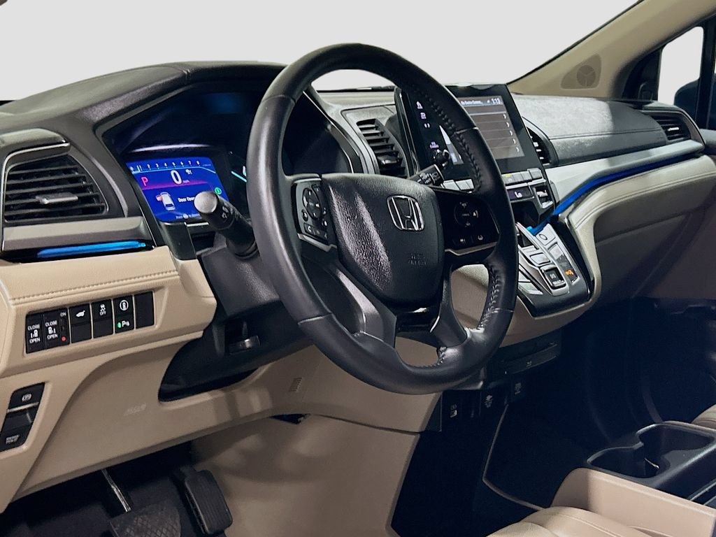 Used 2024 Honda Odyssey Touring image 7