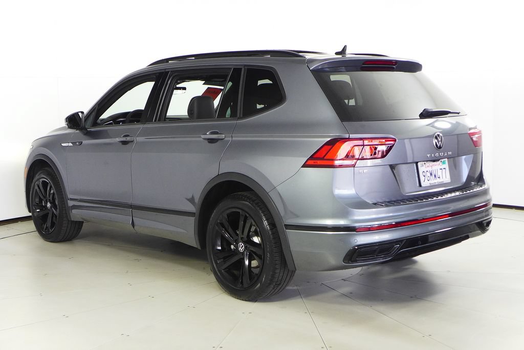 Certified 2023 Volkswagen Tiguan SE R-Line FWD image 8