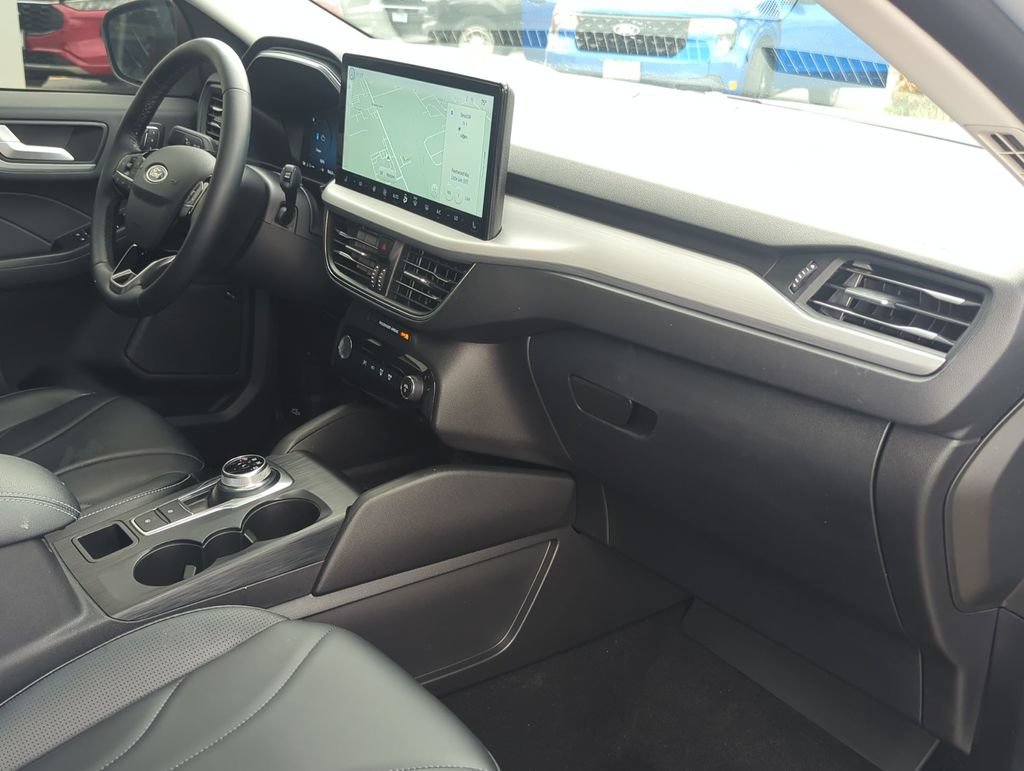 Used 2025 Ford Escape SE w/ PHEV Premium Package FWD image 28