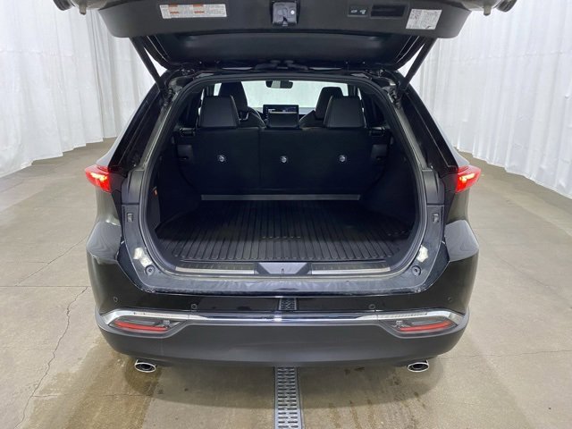 Certified 2024 Toyota Venza XLE image 12