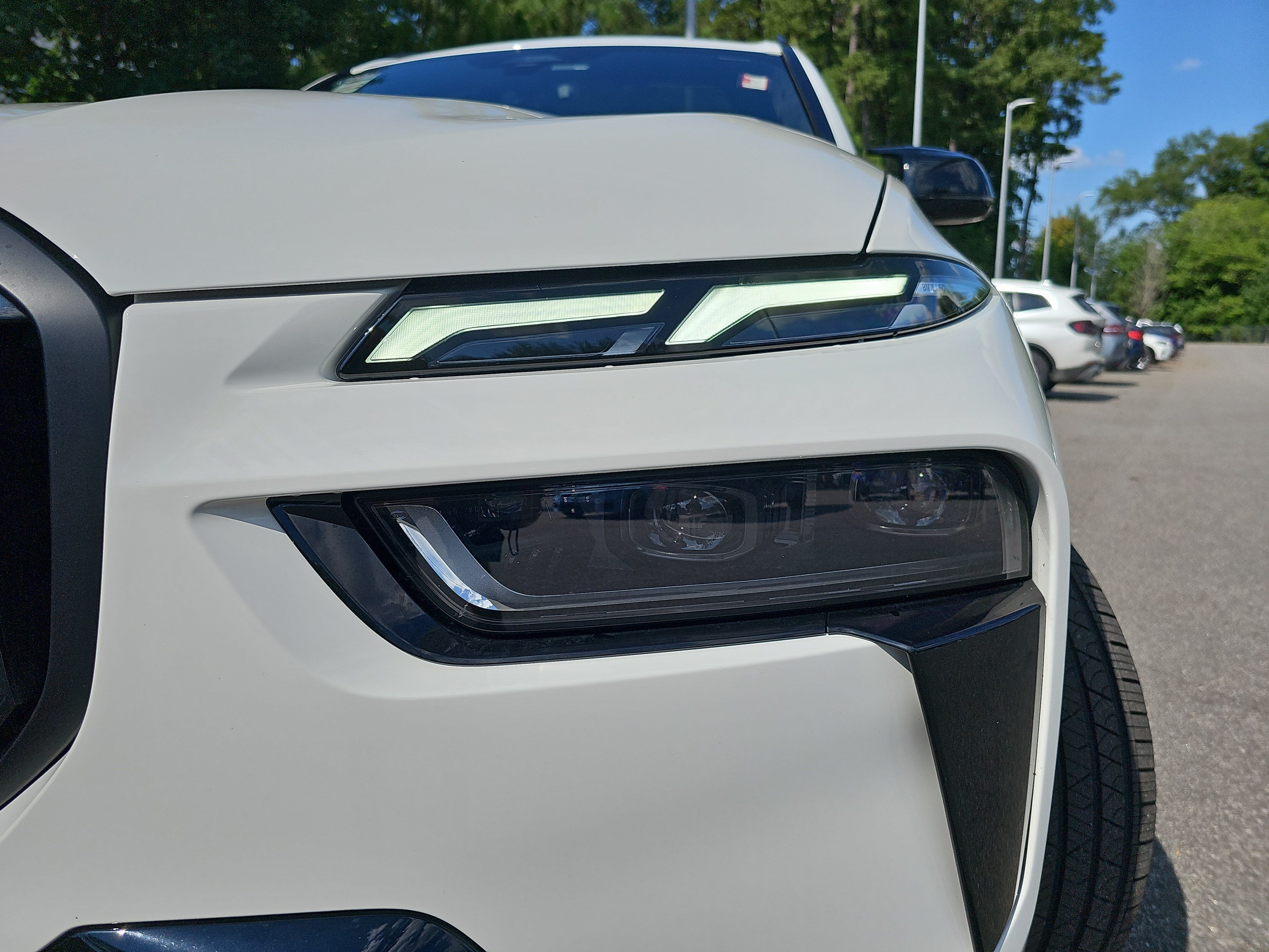 Certified 2025 BMW X7 M60i w/ Executive Package AWD/4WD image 34