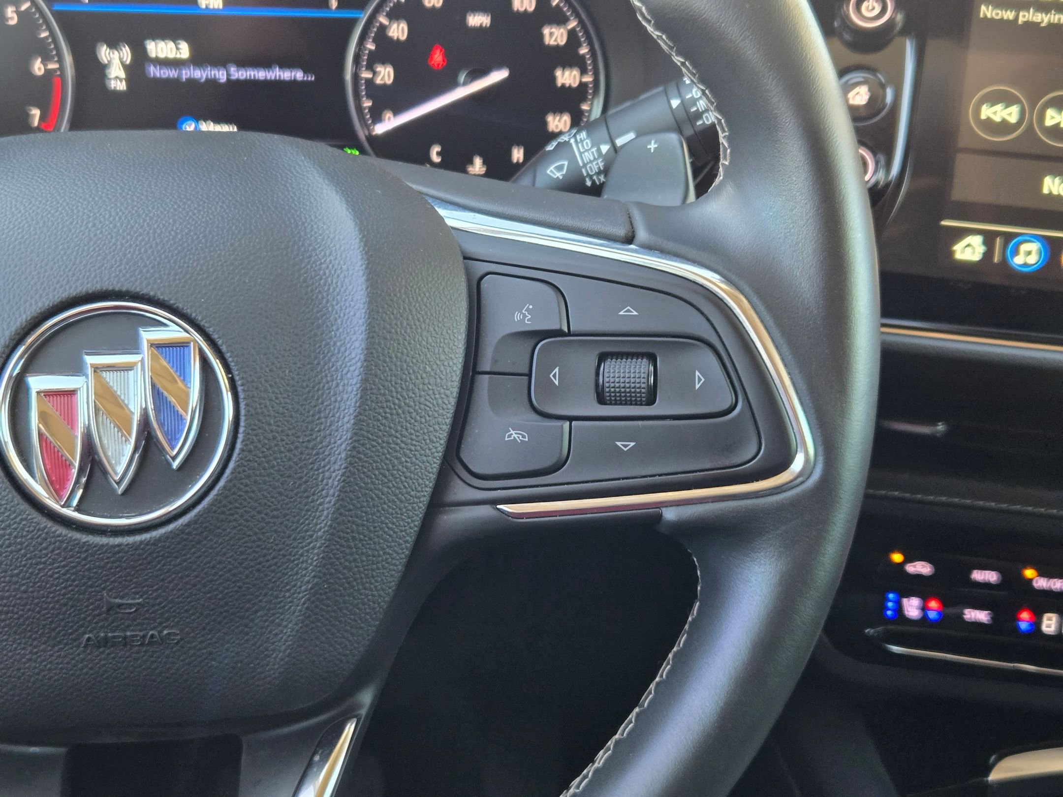 Certified 2023 Buick Envision Avenir image 24