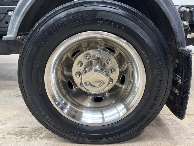 Used 2024 Ford F550 4x4 Crew Cab Super Duty image 42