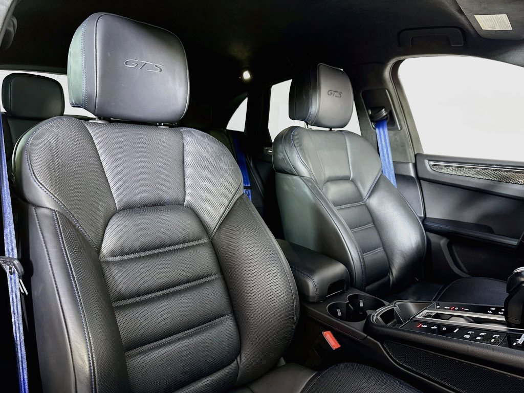 Certified 2023 Porsche Macan GTS AWD/4WD image 18