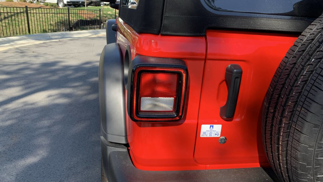 Used 2024 Jeep Wrangler Sport image 31