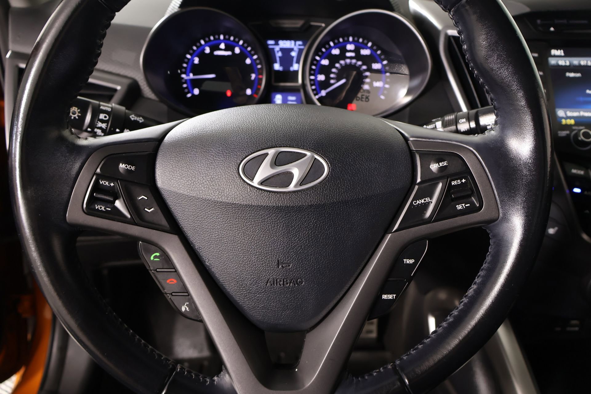 Used 2015 Hyundai Veloster Turbo w/ Option Group 04 image 3