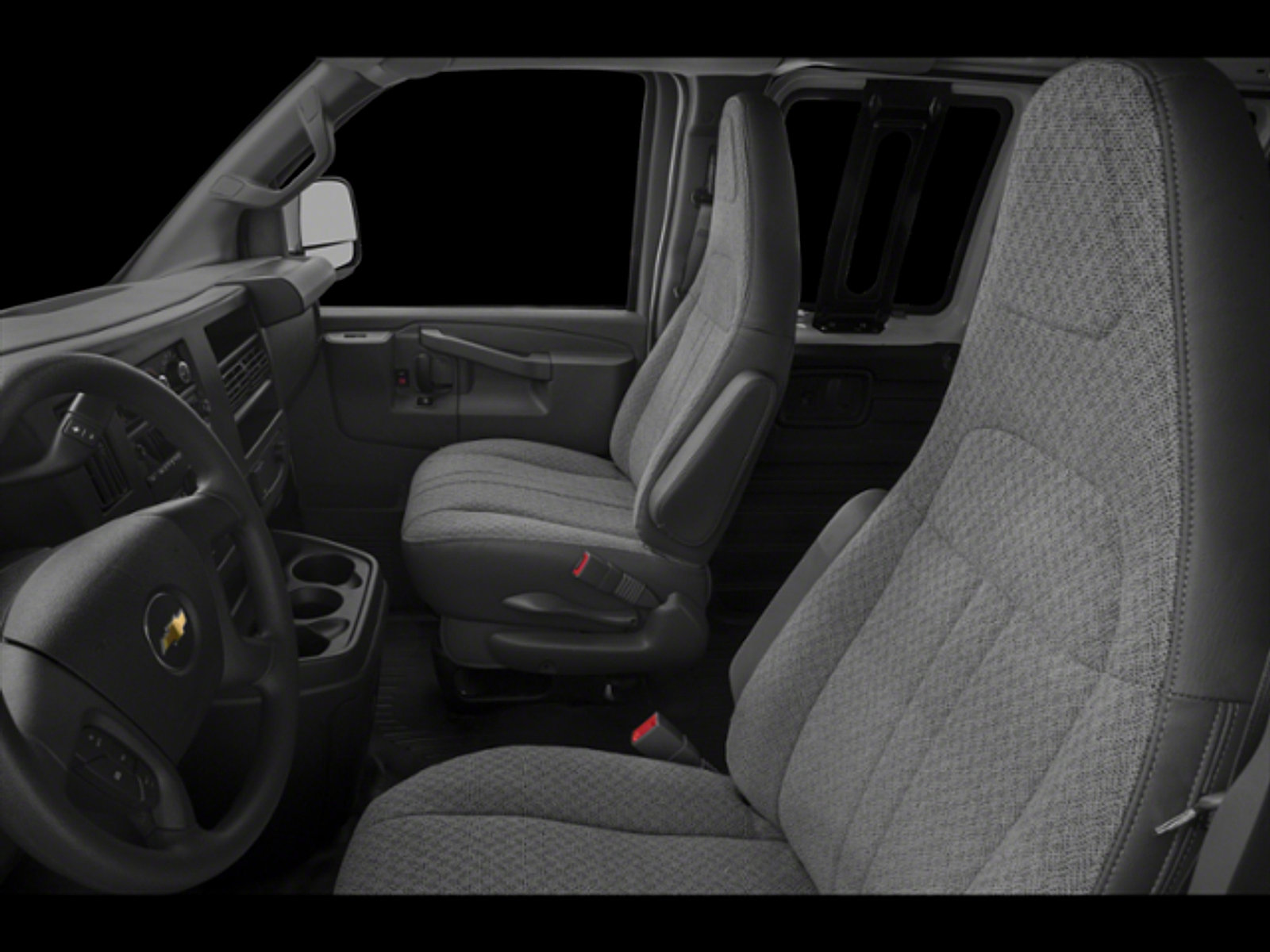 Used 2018 Chevrolet Express 2500 Work Van image 9