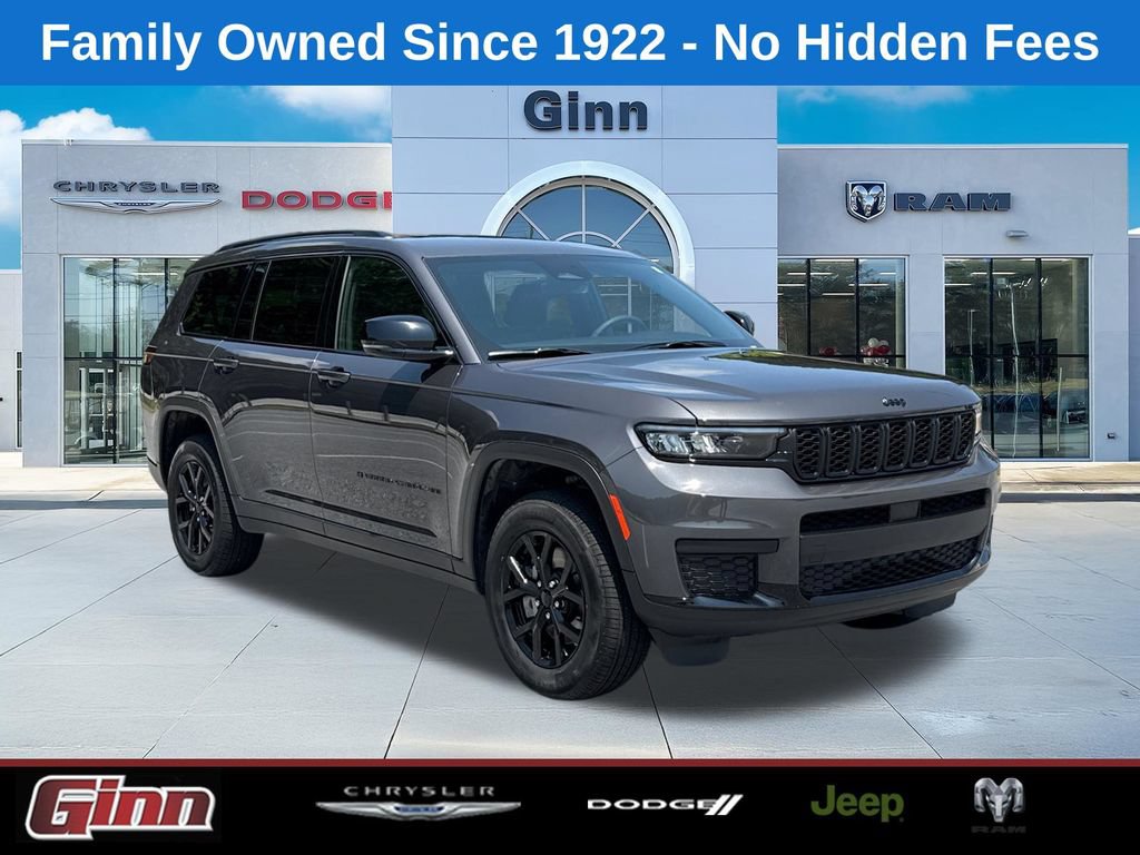 Used 2025 Jeep Grand Cherokee L Laredo AWD/4WD image 1