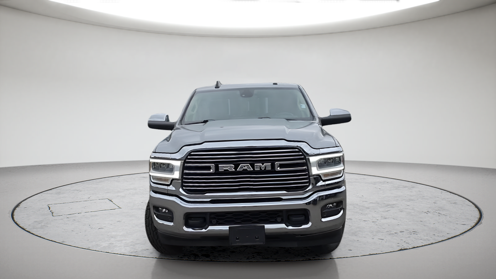 Used 2022 RAM 2500 Laramie AWD/4WD image 2