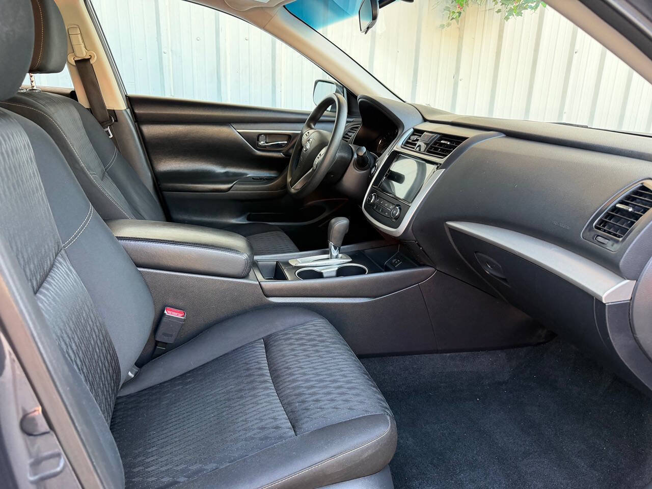 Used 2018 Nissan Altima 2.5 S w/ S Convenience Package FWD image 13