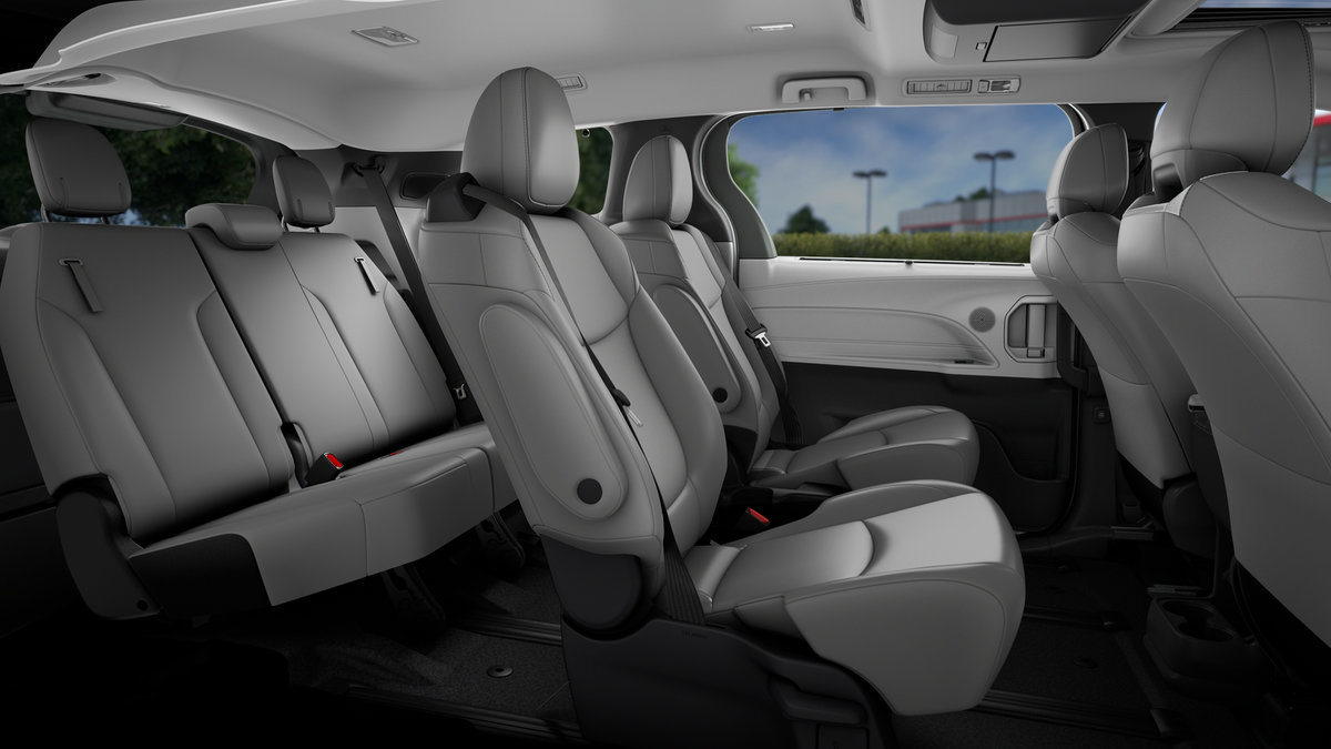 New 2026 Toyota Sienna XLE AWD/4WD image 2