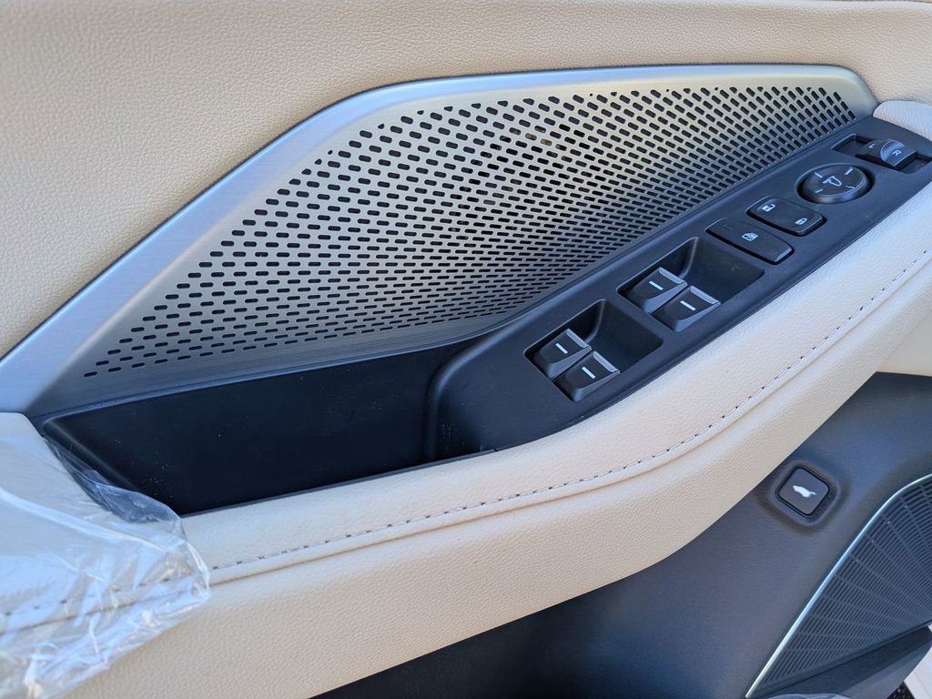 New 2026 Acura MDX SH-AWD image 17