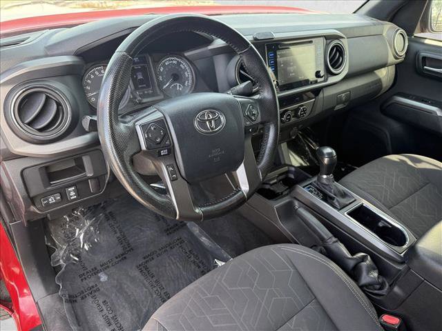 Used 2016 Toyota Tacoma TRD Off-Road w/ Towing Package image 12