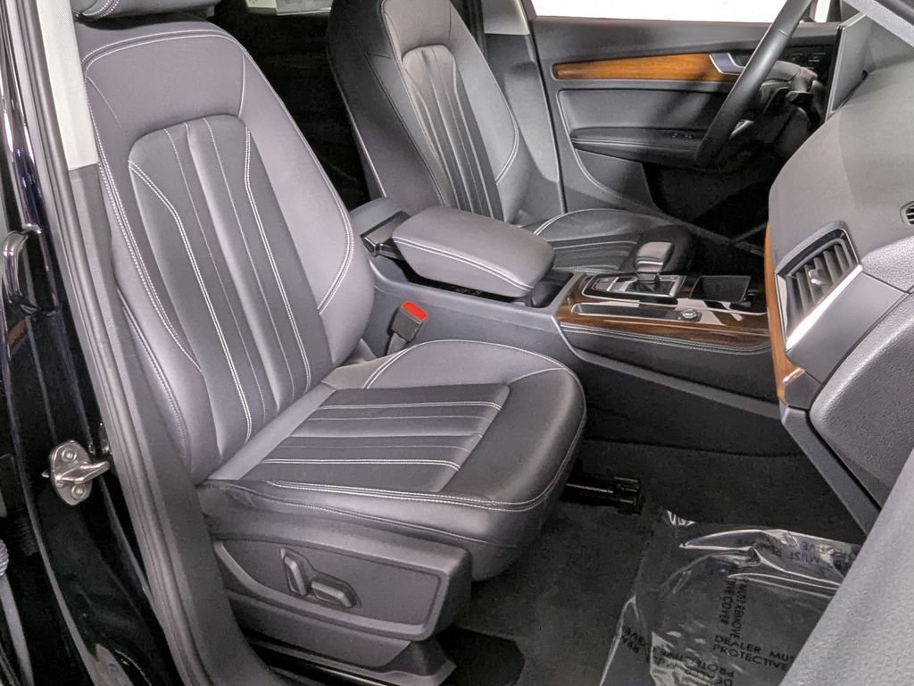 Used 2023 Audi Q5 2.0T Premium Plus AWD/4WD image 25