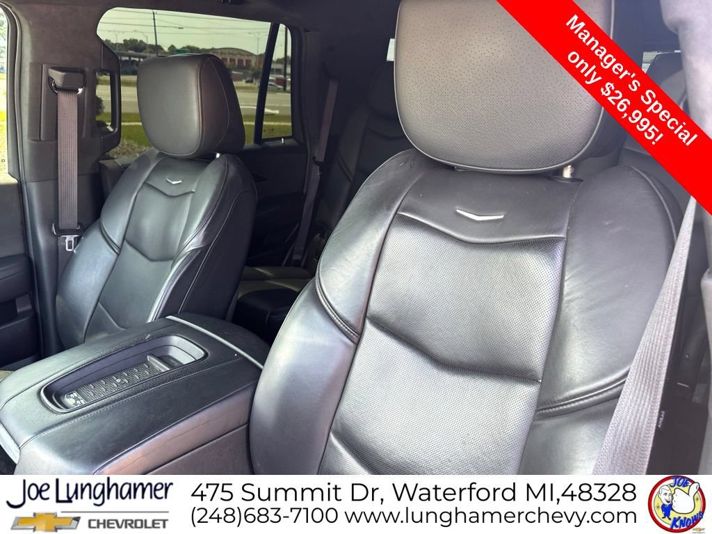 Used 2016 Cadillac Escalade Platinum AWD/4WD image 13