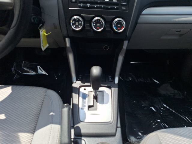 Used 2014 Subaru Forester 2.5i Premium w/ All-Weather Package AWD/4WD image 18