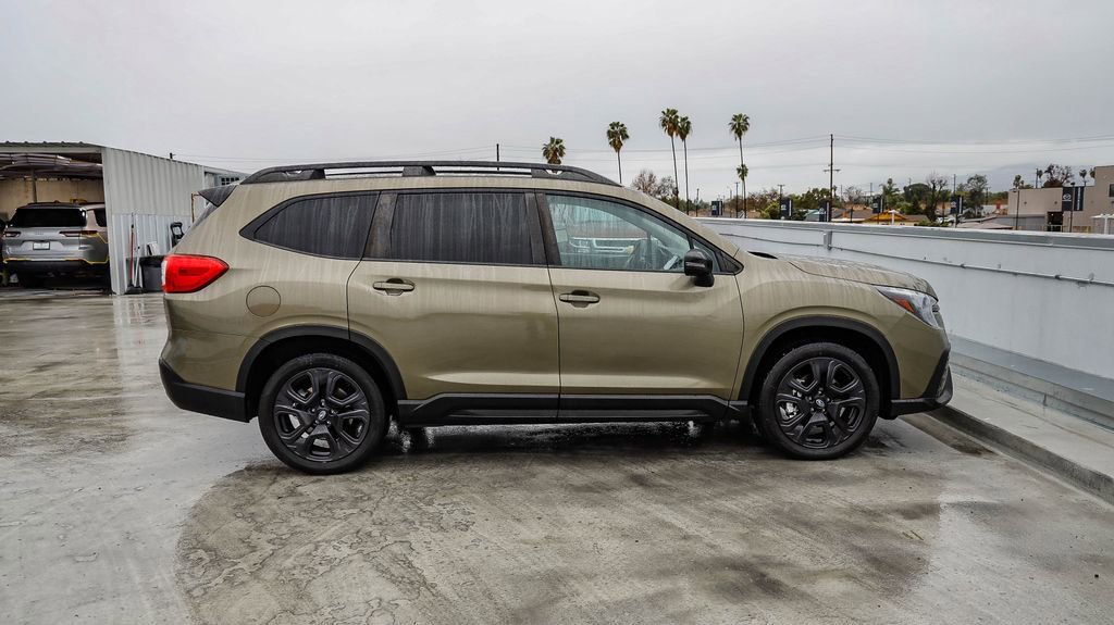 Used 2023 Subaru Ascent Onyx Edition image 13