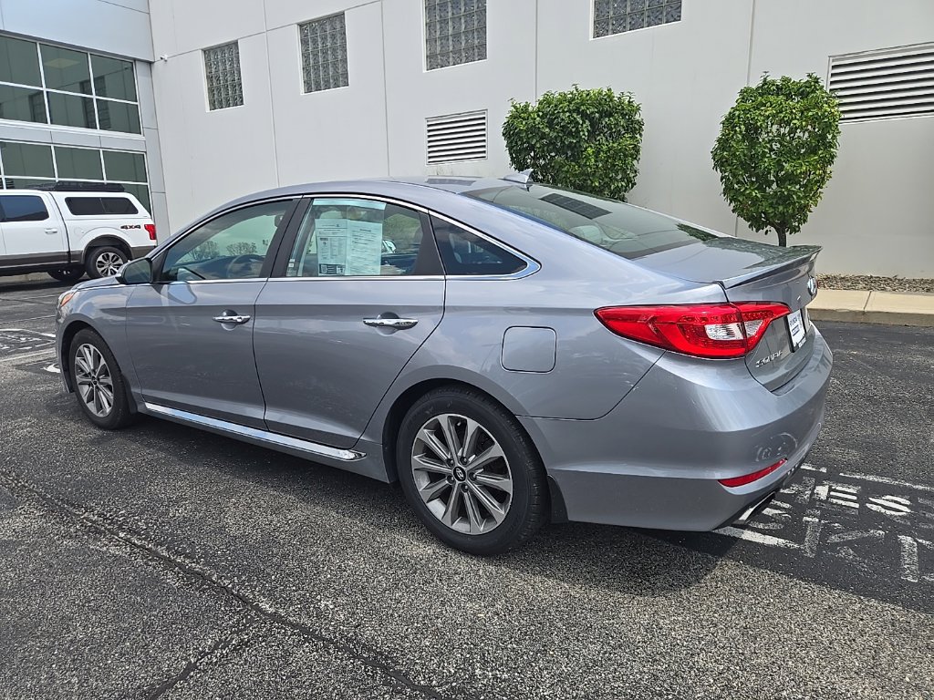 Used 2017 Hyundai Sonata Limited w/ Cargo Package FWD image 6