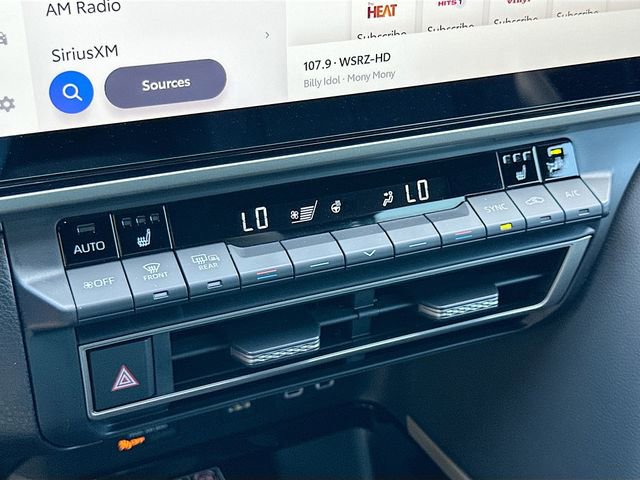 Used 2025 Toyota Camry XSE image 15