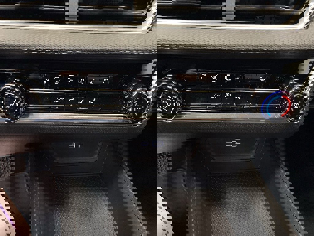 New 2026 Chevrolet Equinox LT w/ Safety and Technology Package image 22