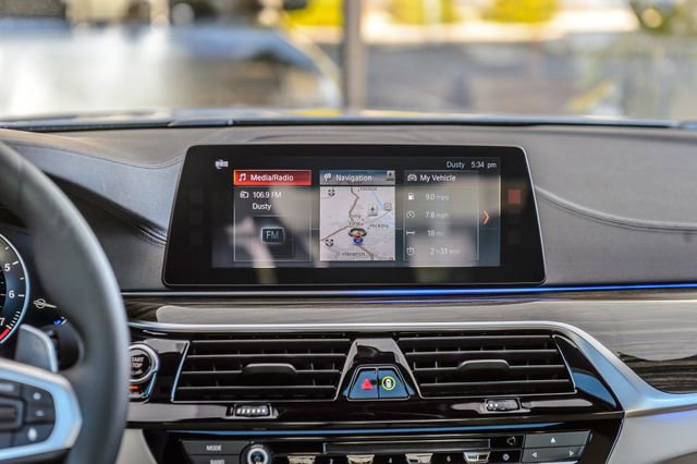 Used 2017 BMW 540i xDrive AWD/4WD image 28