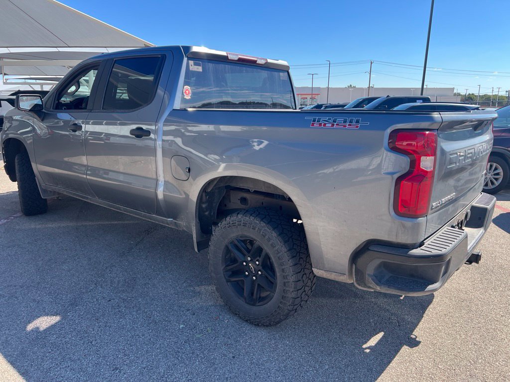 Used 2021 Chevrolet Silverado 1500 Custom Trail Boss AWD/4WD image 4