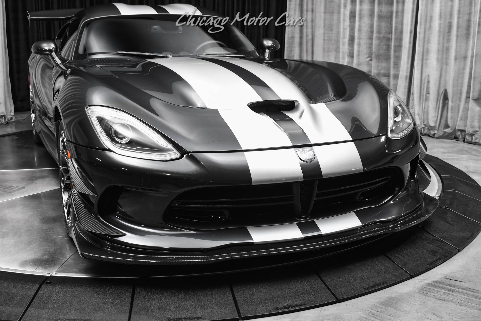 Used 2013 SRT Viper GTS w/ GTS Laguna Interior Pkg image 44