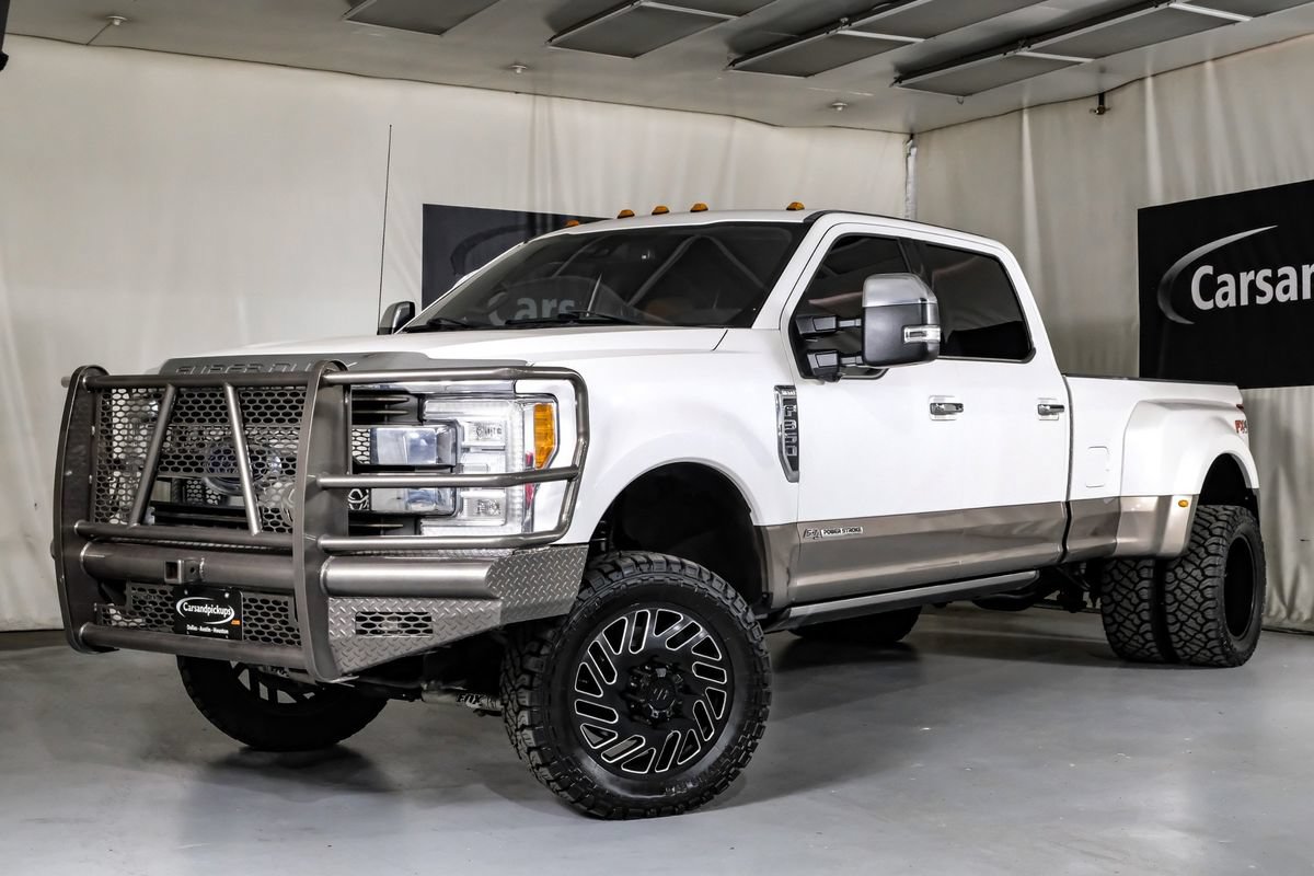 Used 2018 Ford F350 King Ranch w/ King Ranch Ultimate Package AWD/4WD image 4