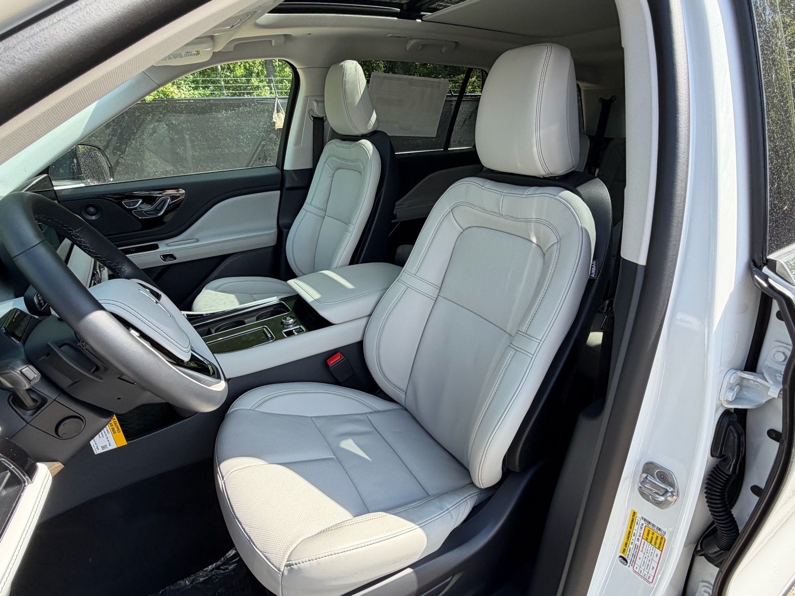 New 2026 Lincoln Aviator Reserve AWD/4WD image 25