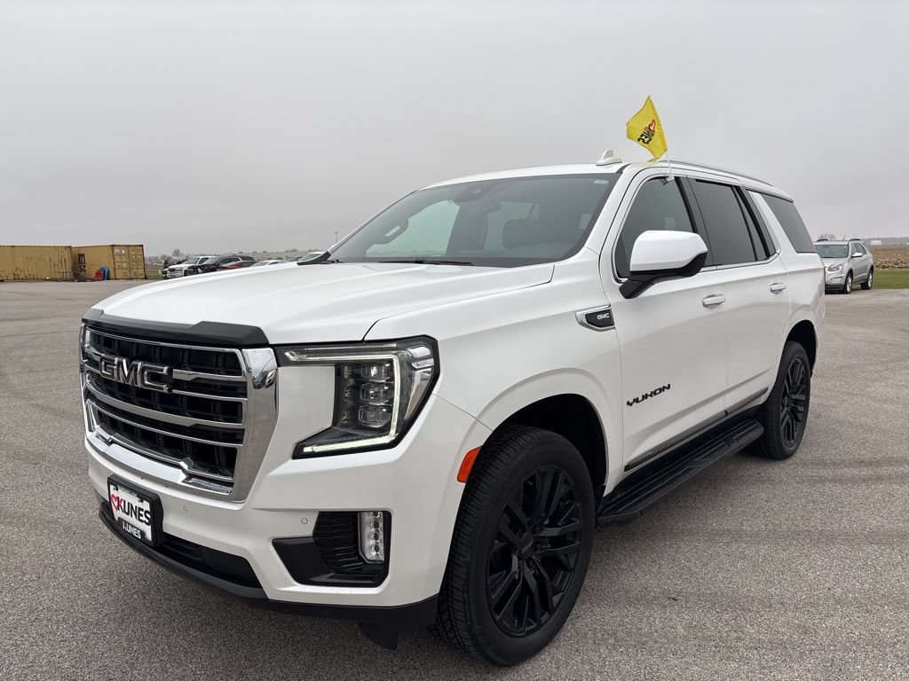 Used 2023 GMC Yukon SLT AWD/4WD image 5
