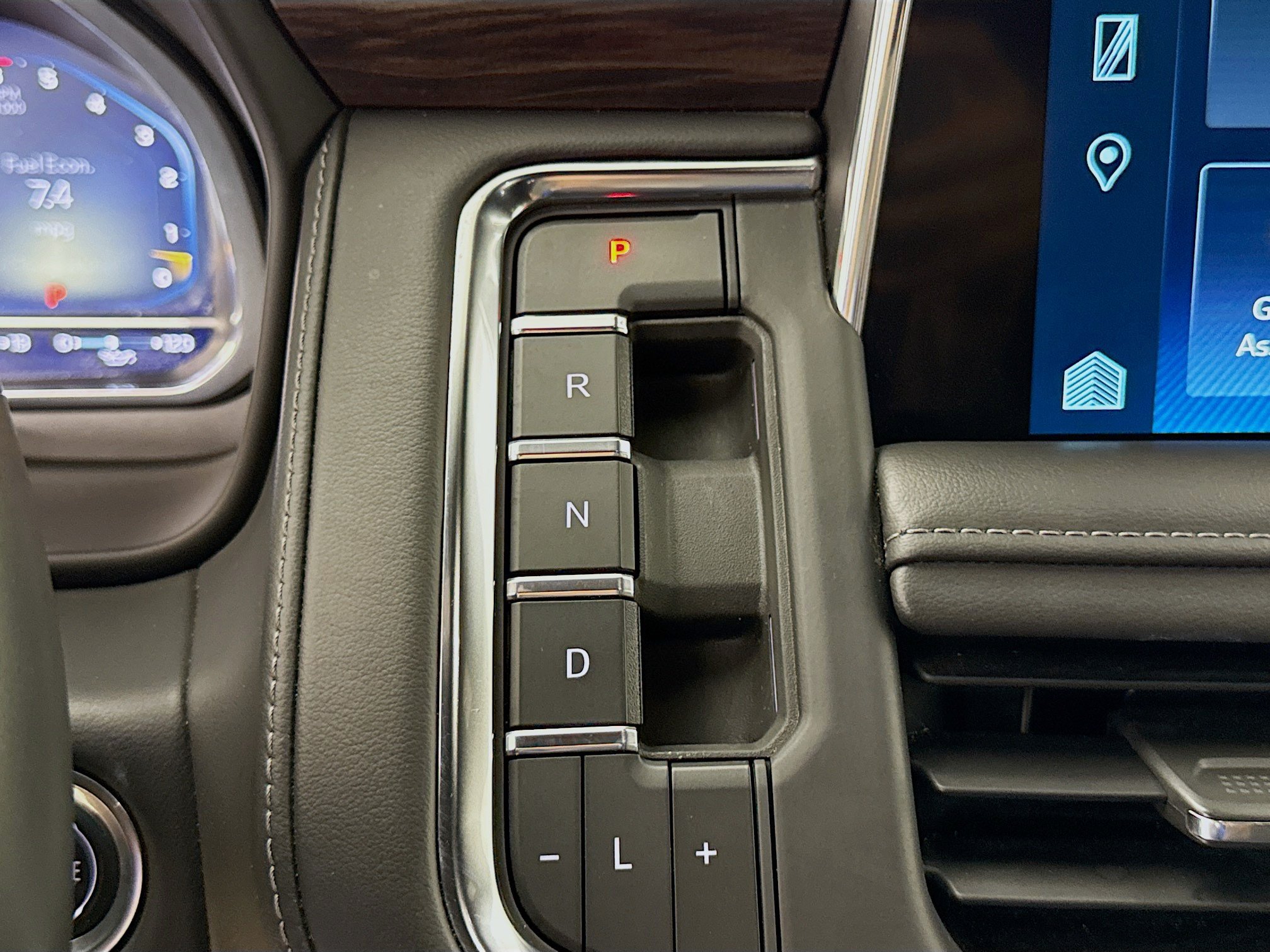 Used 2023 Chevrolet Tahoe LT RWD image 19