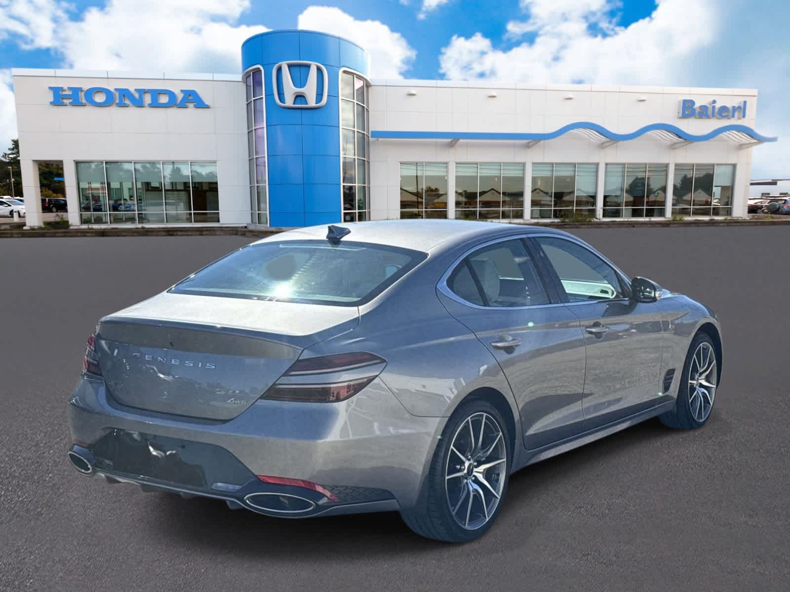 Used 2025 Genesis G70 2.5T AWD/4WD image 5