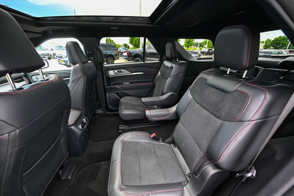 Used 2026 Ford Explorer ST w/ Sun And Sound Package AWD/4WD image 24