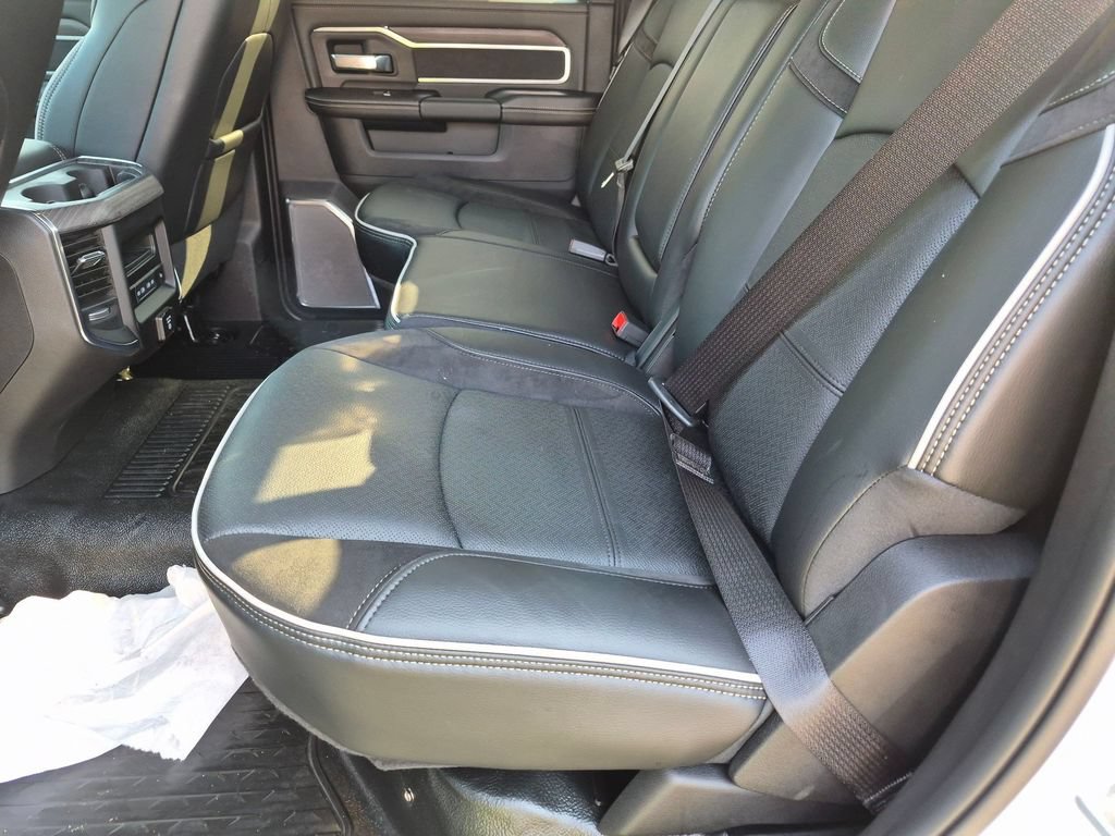 New 2026 RAM 5500 4x4 Crew Cab w/ Laramie Trim Package image 22