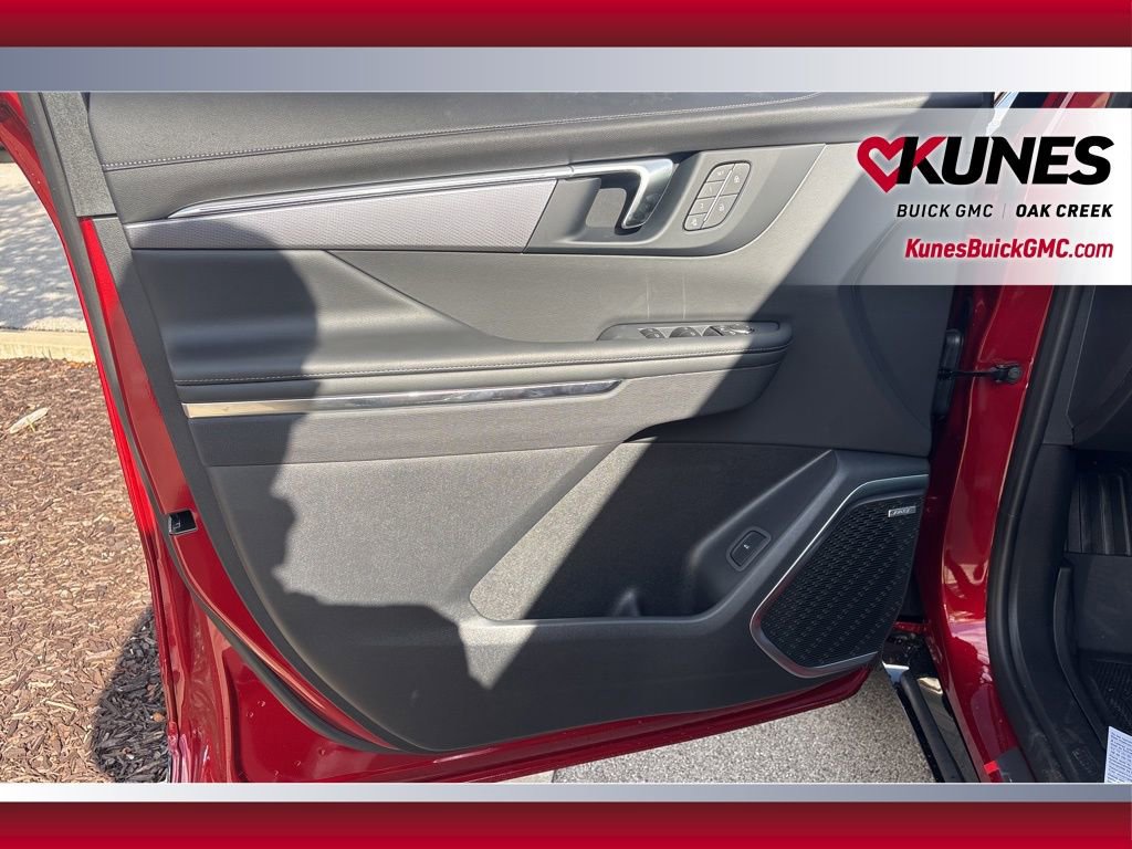 New 2026 Buick Enclave Sport Touring w/ Power Package image 8