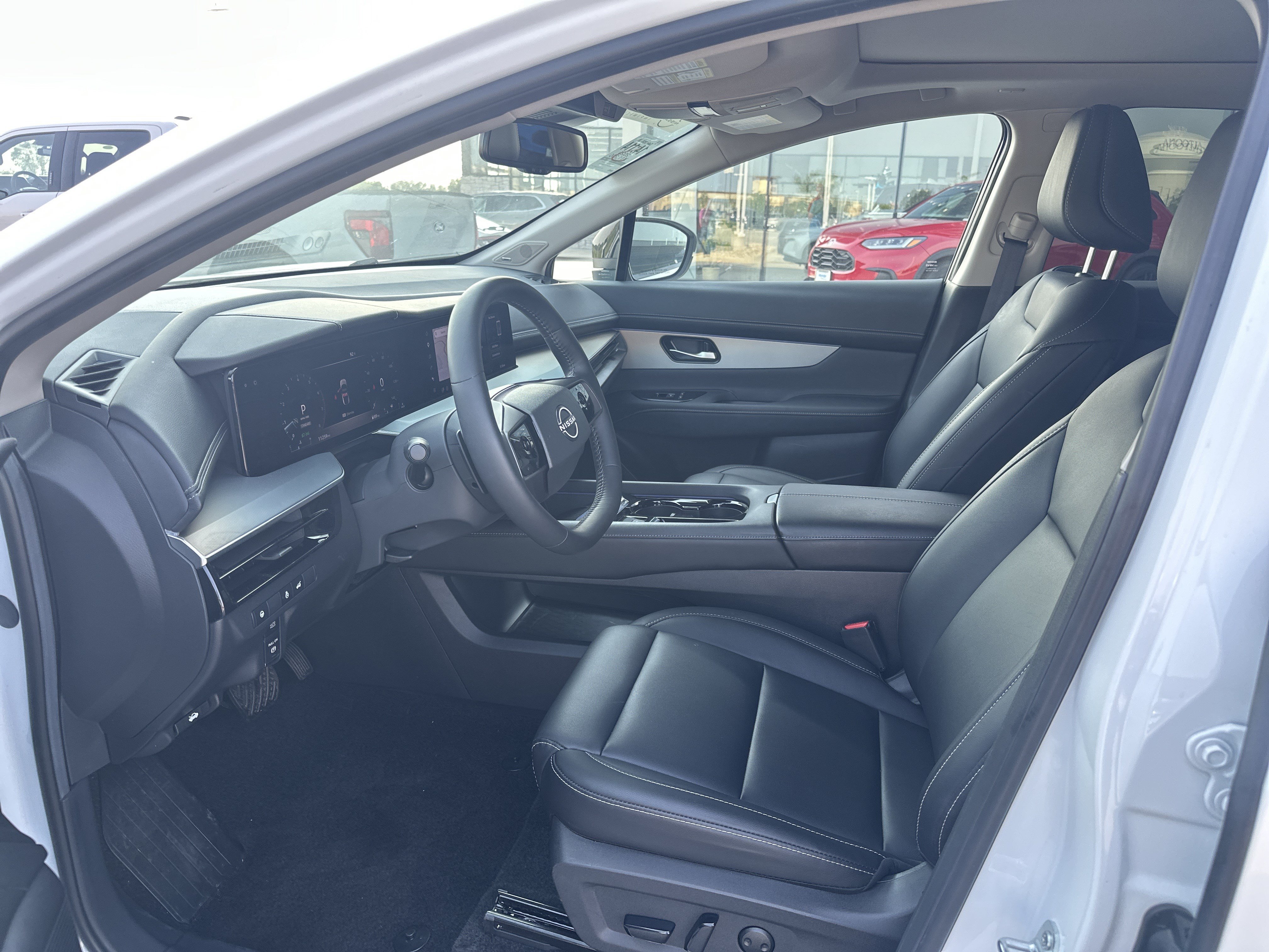 Used 2025 Nissan Murano SL w/ Cargo Package AWD/4WD image 9