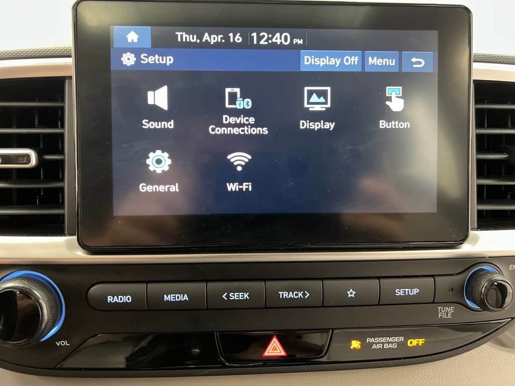 Used 2025 Hyundai Venue SEL FWD image 57