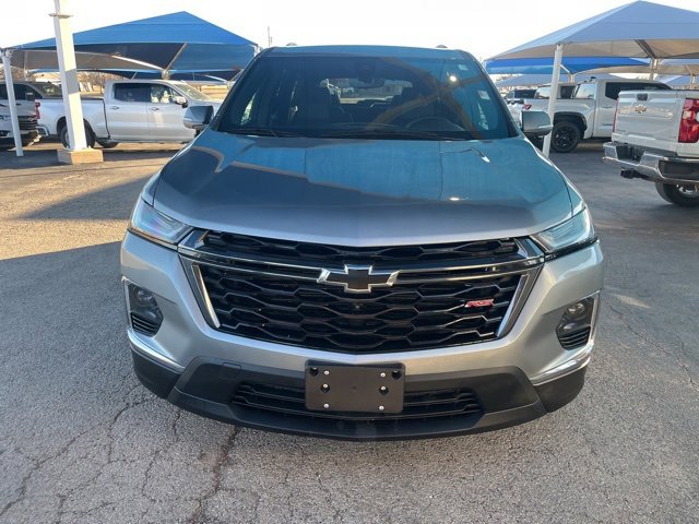 Used 2023 Chevrolet Traverse RS image 2