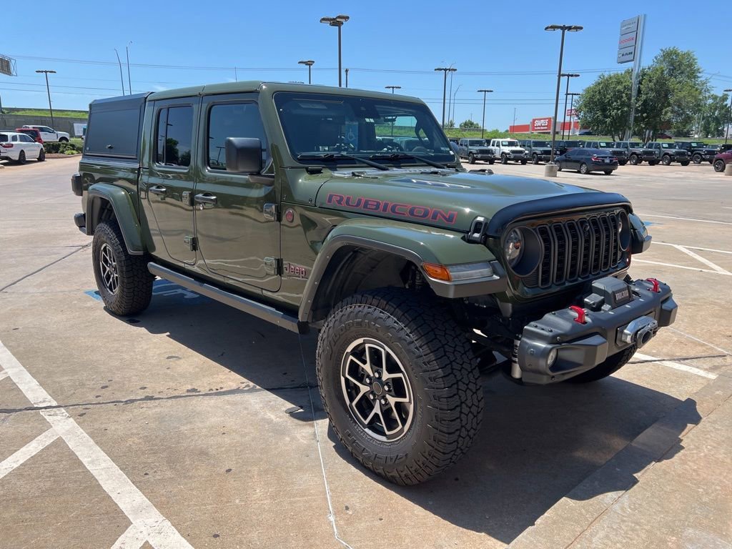 Used 2024 Jeep Gladiator Rubicon AWD/4WD image 1