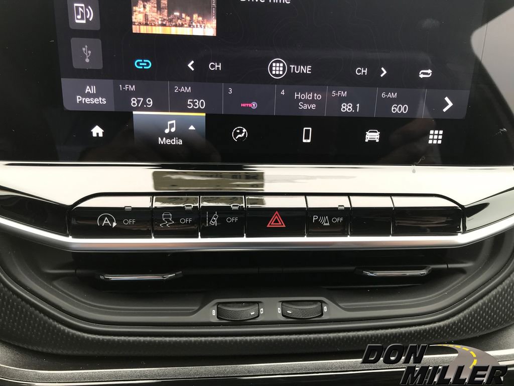 New 2026 Jeep Compass Limited image 21