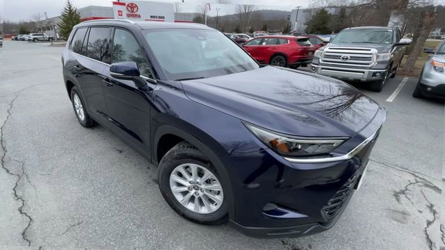 New 2026 Toyota Grand Highlander XLE image 2