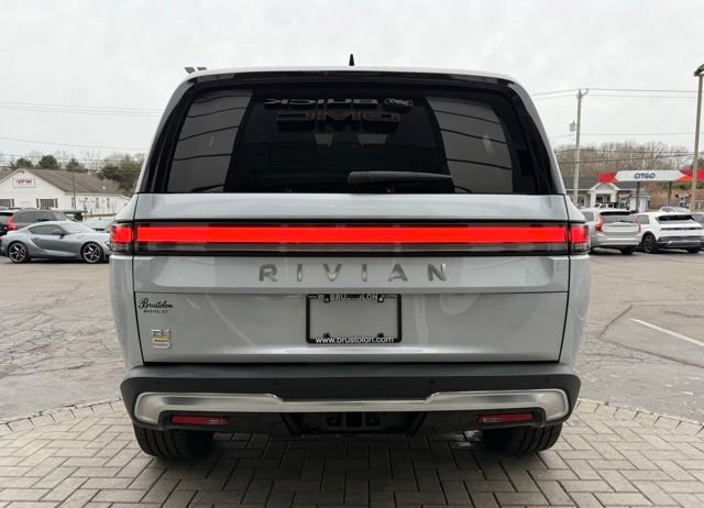Used 2023 Rivian R1S Adventure image 7