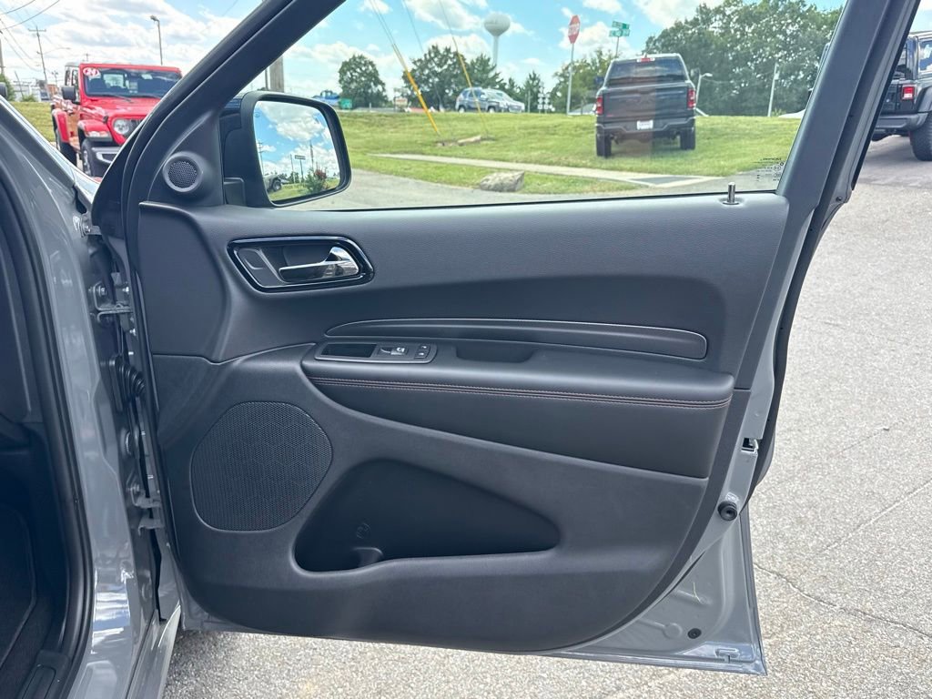 Used 2026 Dodge Durango GT w/ Blacktop Package RWD image 30