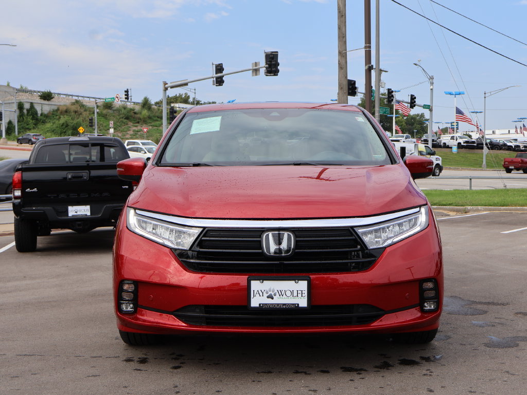 Certified 2023 Honda Odyssey Touring image 2