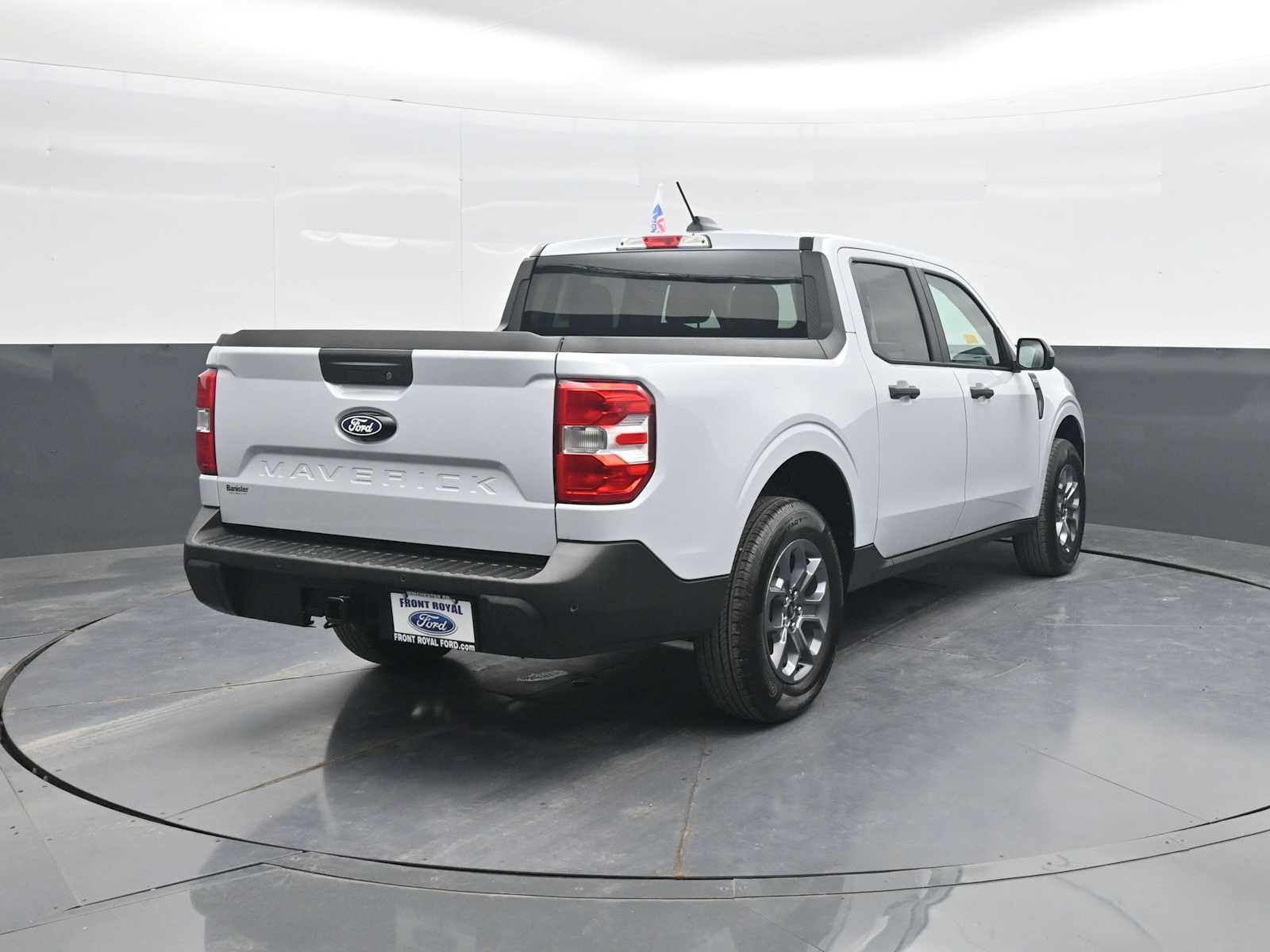 New 2026 Ford Maverick XLT w/ Equipment Group 301A AWD/4WD image 7
