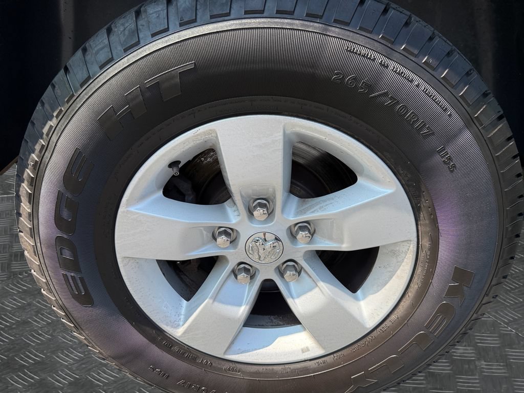 Used 2021 RAM 1500 Classic SLT AWD/4WD image 21