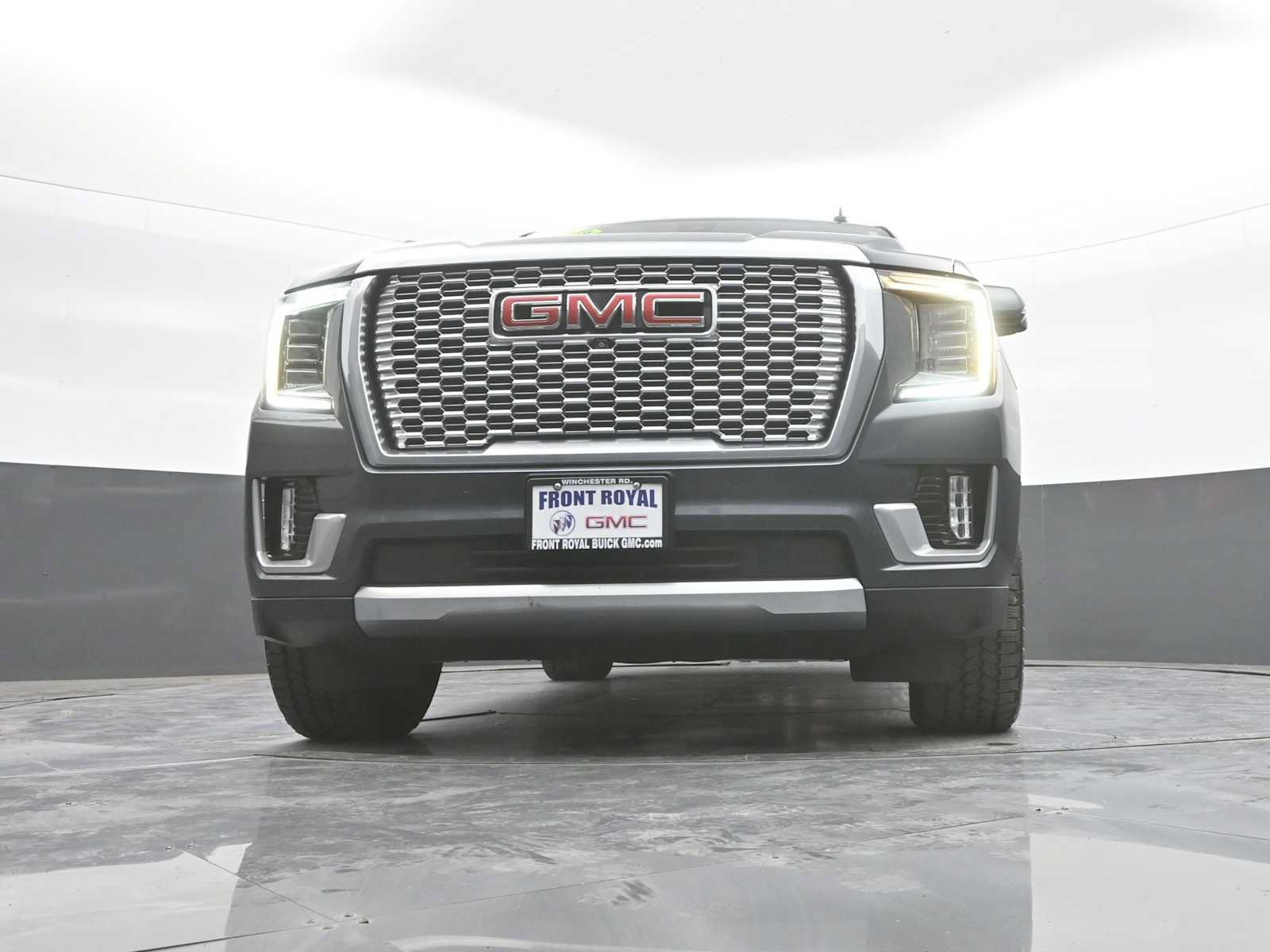 Used 2021 GMC Yukon Denali w/ Denali Premium Package RWD image 49
