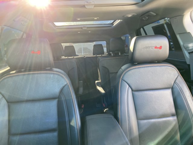 Used 2022 GMC Acadia AT4 w/ Technology Package image 19