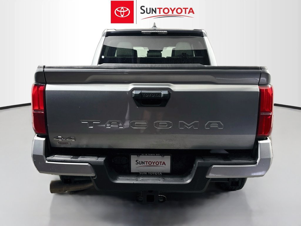 Used 2024 Toyota Tacoma SR5 AWD/4WD image 4