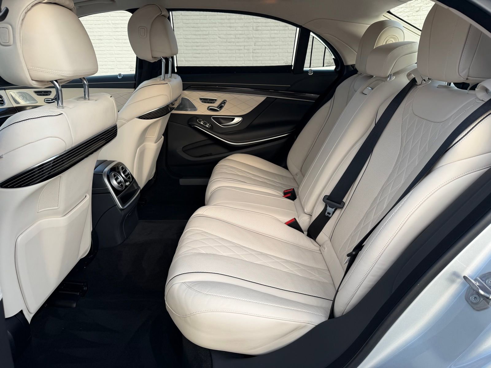 Used 2020 Mercedes-Benz S 560 Sedan image 20